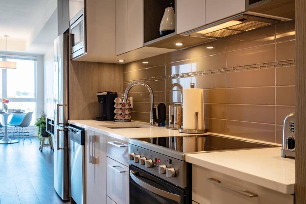 Clean 4Th Floor 1 Bedroom Apt In Old Town China Town Victoria Exterior foto